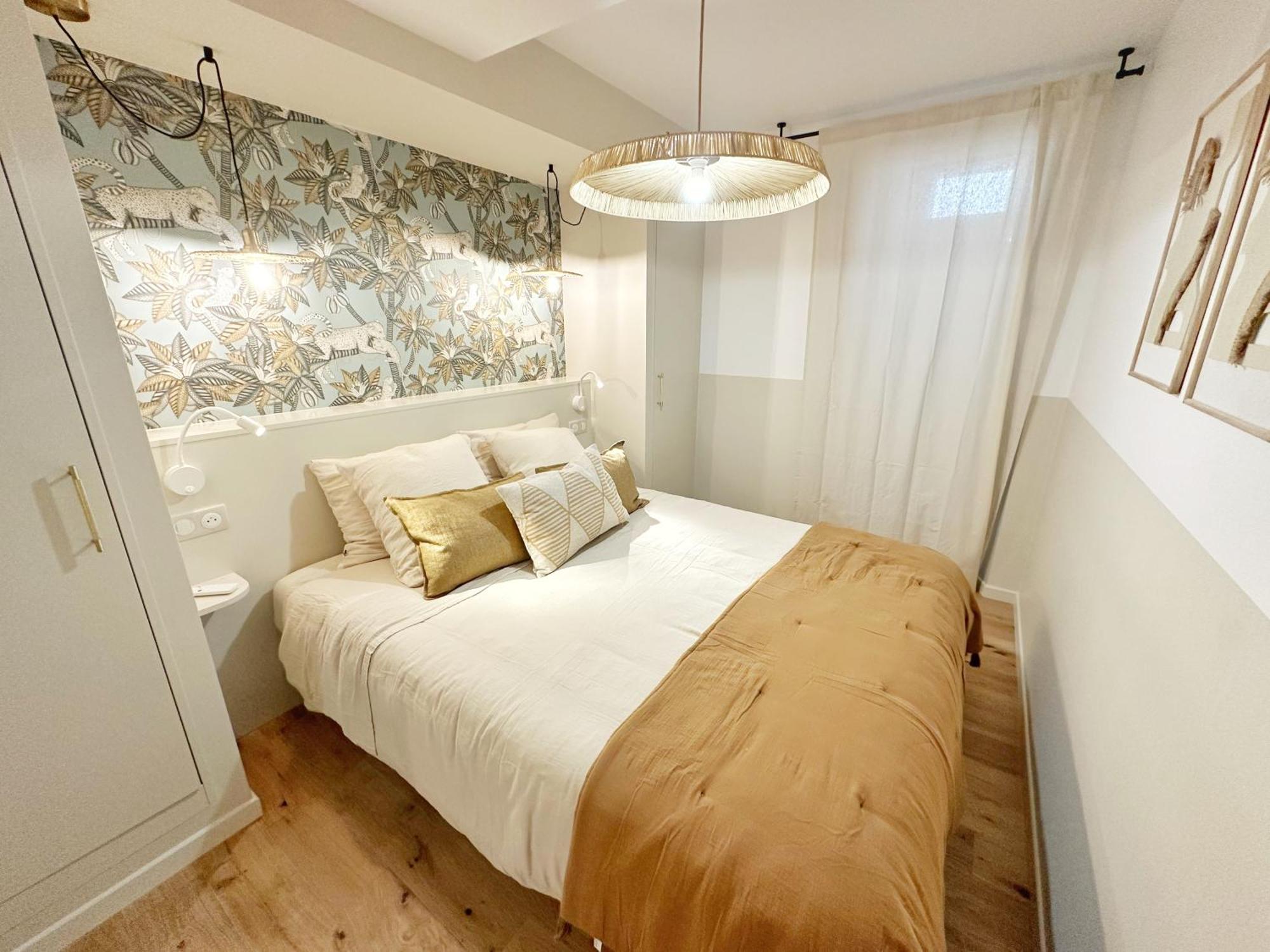 La Maison Cavet 5 Appartements De Standing Au Coeur Du Village Санари-сюр-Мер Екстериор снимка