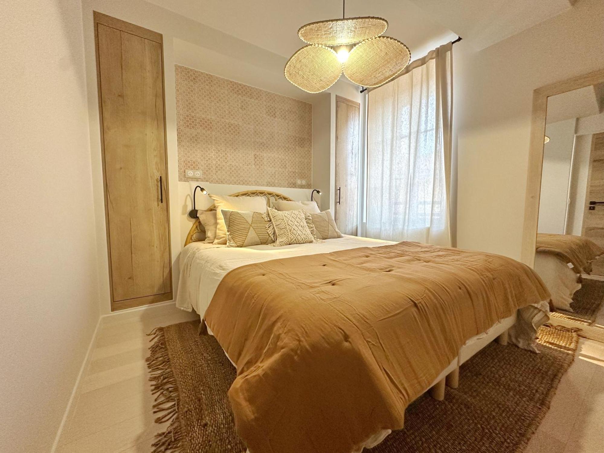 La Maison Cavet 5 Appartements De Standing Au Coeur Du Village Санари-сюр-Мер Екстериор снимка