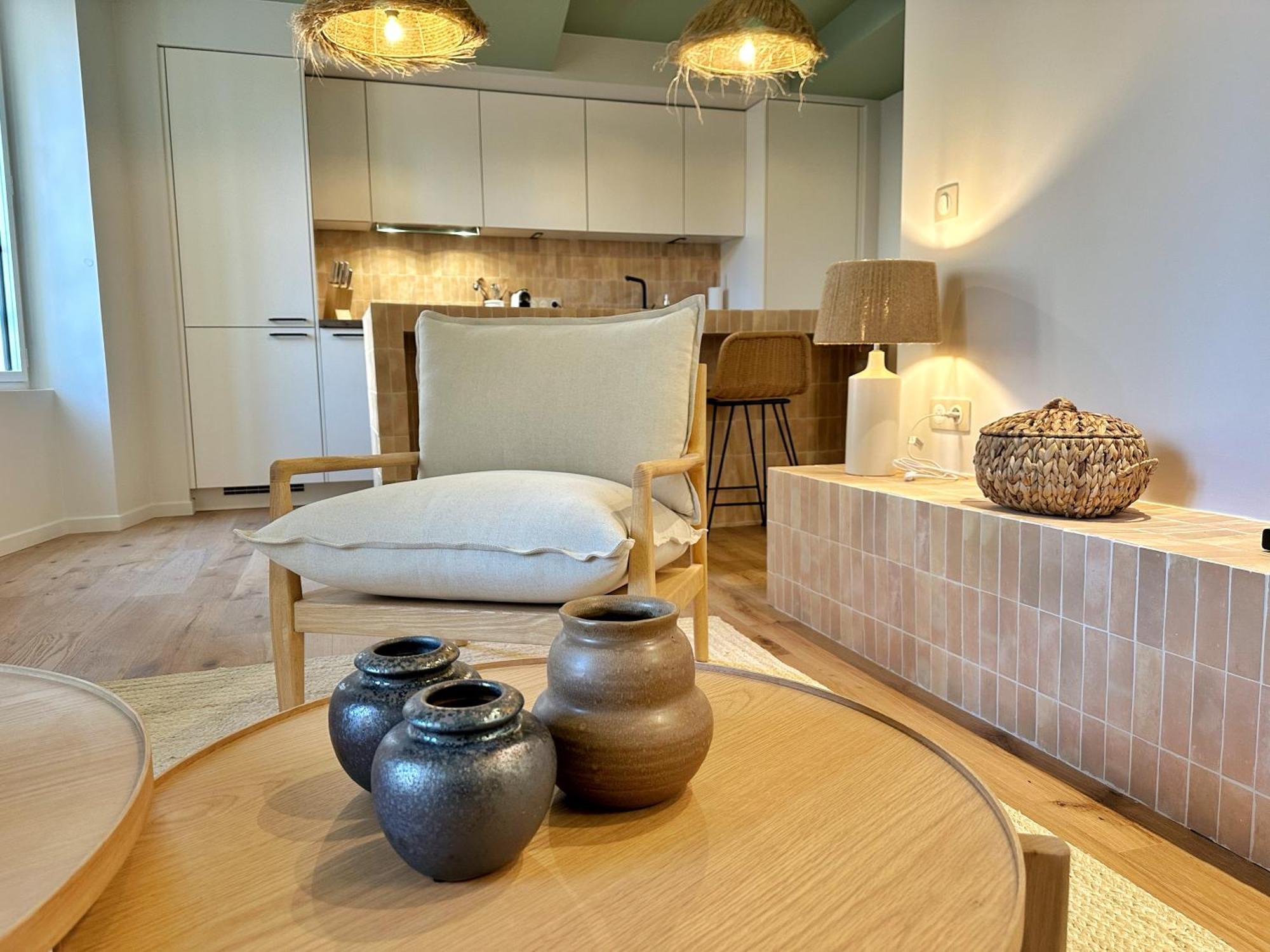 La Maison Cavet 5 Appartements De Standing Au Coeur Du Village Санари-сюр-Мер Екстериор снимка