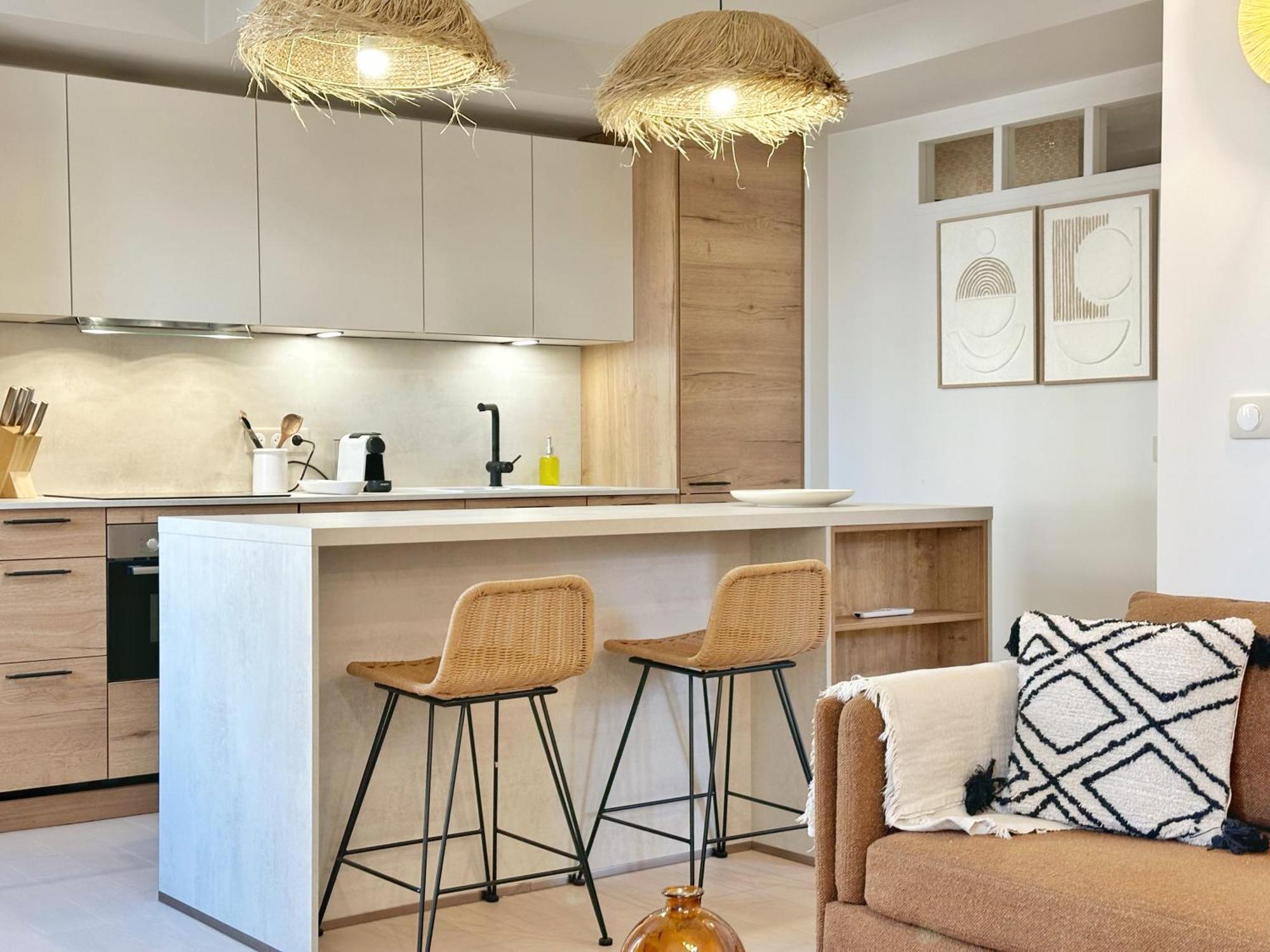 La Maison Cavet 5 Appartements De Standing Au Coeur Du Village Санари-сюр-Мер Екстериор снимка